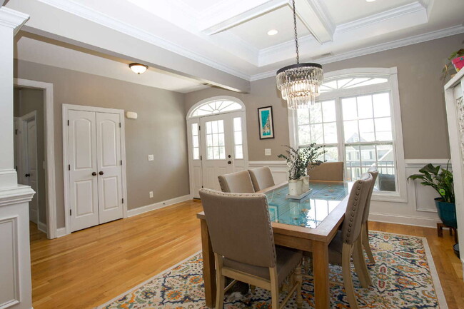 Building Photo - "Beautifully Designed, spacious 2400 Sq. F...