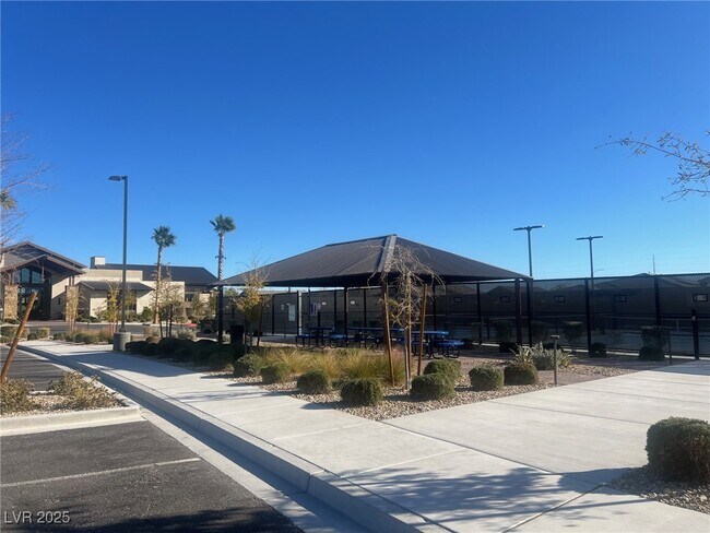 Building Photo - 2110 Millergrove Ave