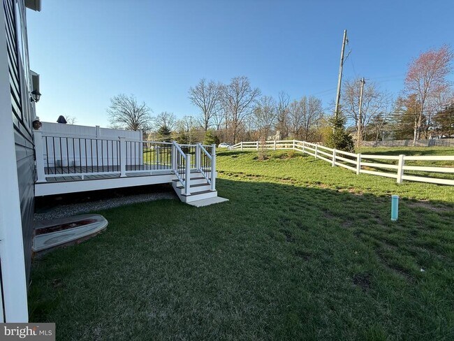 Building Photo - 2 Egret Way