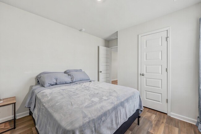 Building Photo - 125 Indigo Pl