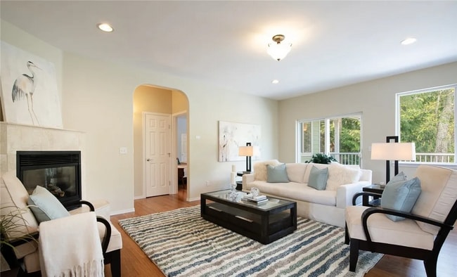 Building Photo - A Beautiful 3-bedroom 2 bath Birch Bay Village! Short term lease available.