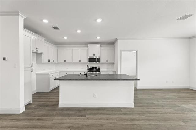 Building Photo - 544 Oak Crk Dr