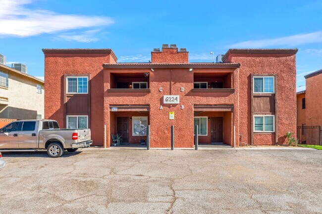 Building Photo - FULLY REMODELED UPSTAIRS CONDO | 3 BEDROOM | GRANITE COUNTERS | LAKE MEAD & JONES