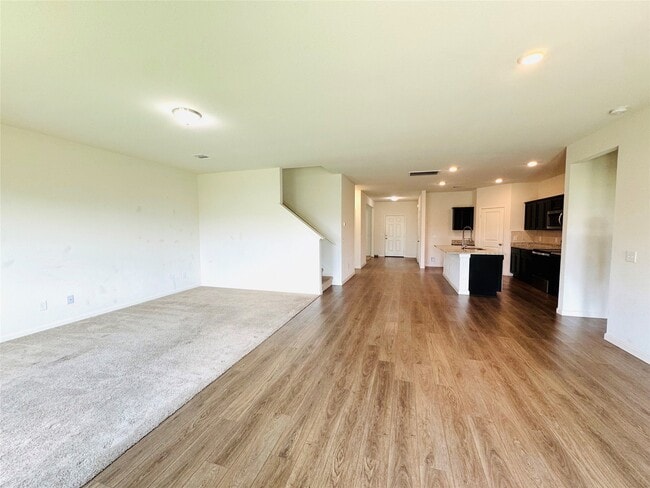 Building Photo - 1013 Pitch Pne Ct