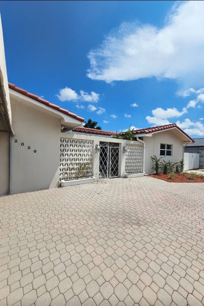 Primary Photo - 2030 SW 23rd Ave