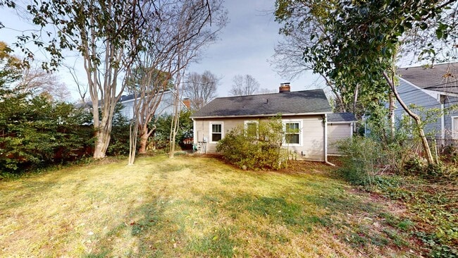 Building Photo - 1919 Nassau Blvd