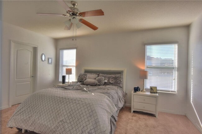 Building Photo - 3/2 Single Family Home located in a quiet ...