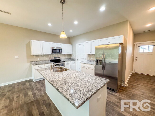 Building Photo - 1507 S Taylor St