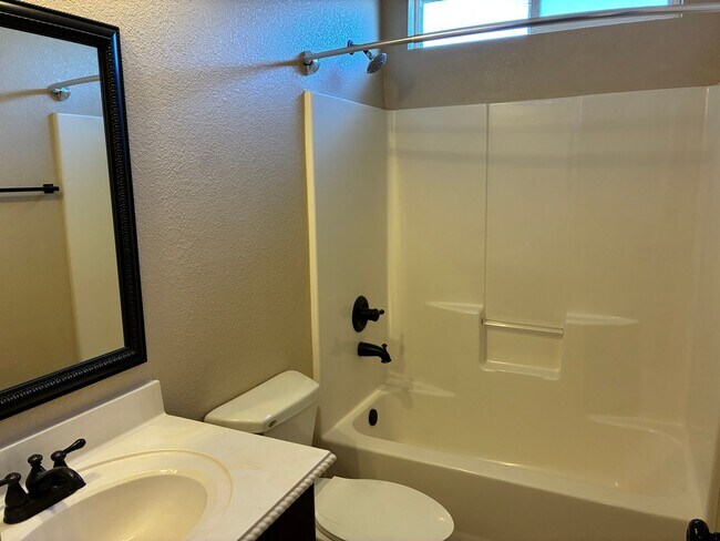 Building Photo - Santa Teresa Beauty 3 Bedrooms plus 2 and ...