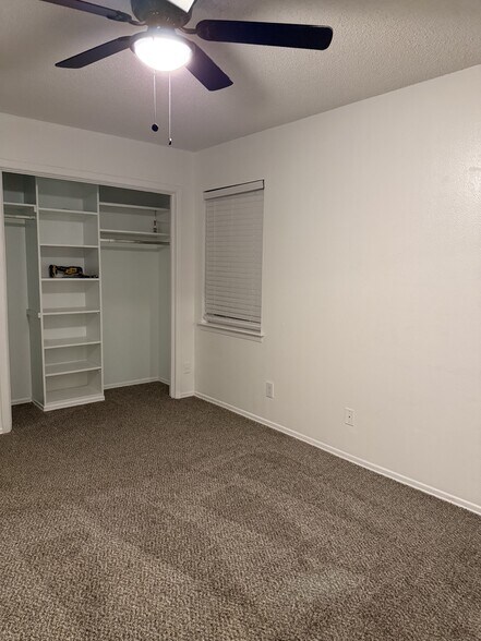 2nd bedroom - closet area - 1333 Carriage Dr