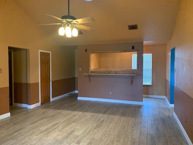 Building Photo - 13605 Ralph Ritchie Rd