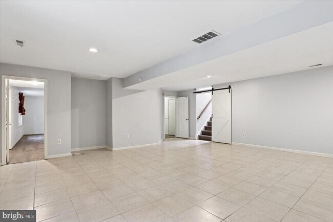 Building Photo - 12540 Cavalier Dr
