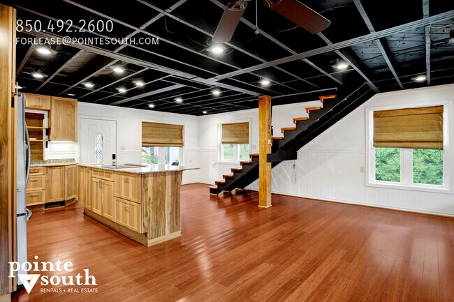 Building Photo - 18870 Highland Dr