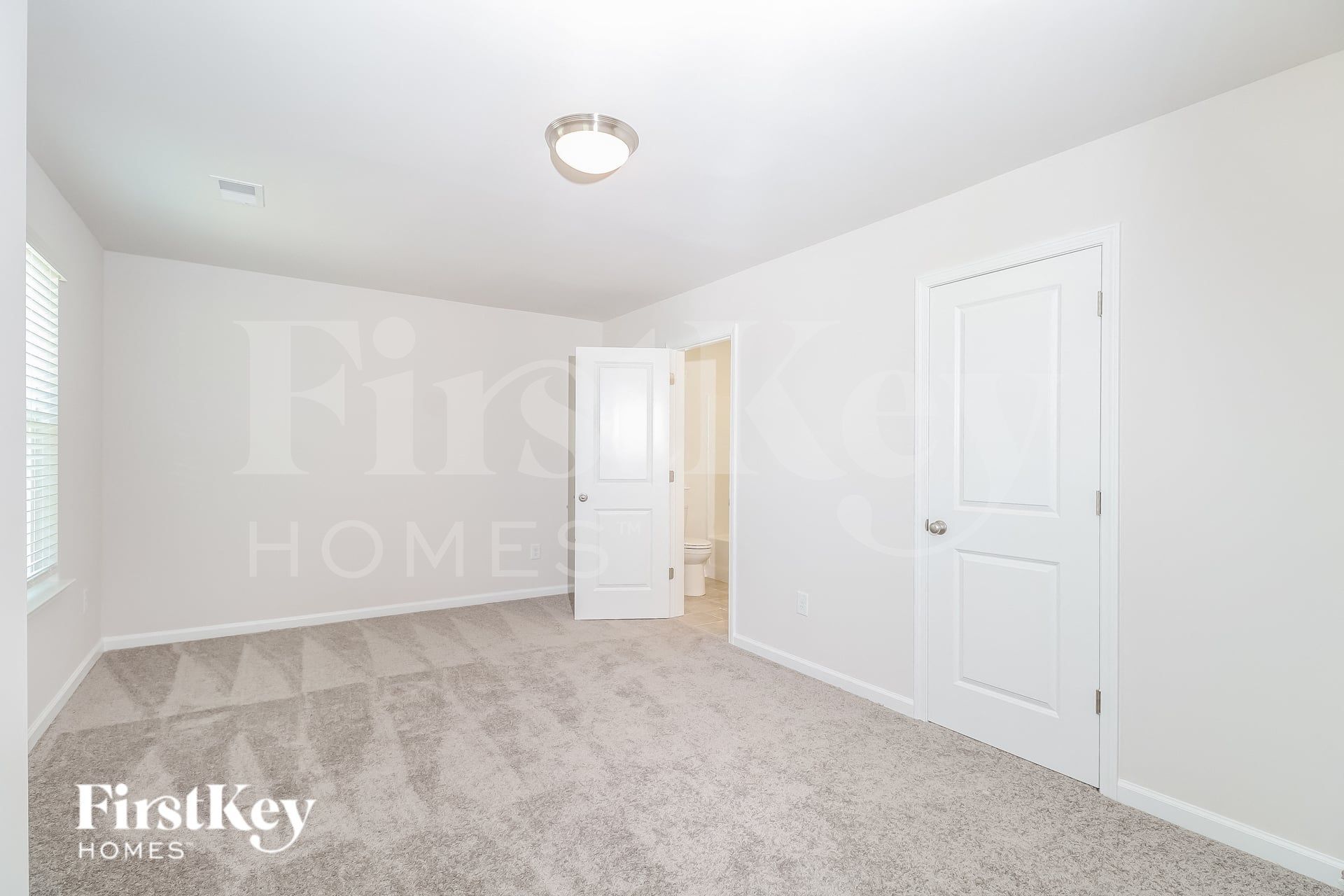 Building Photo - 627 Goldburn Wy