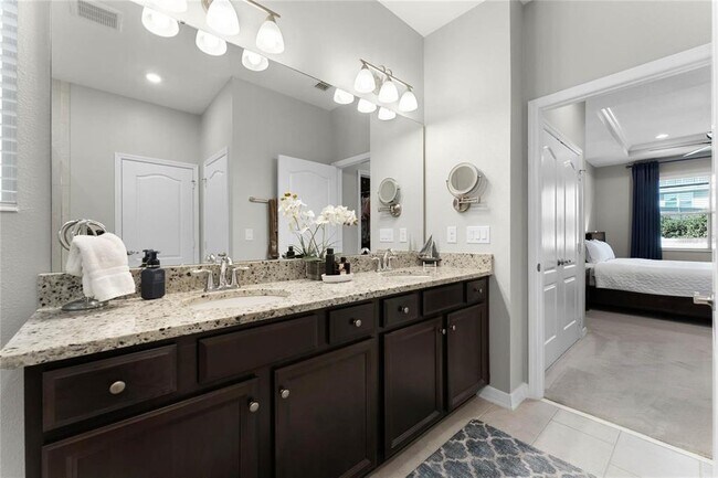 Building Photo - 1112 Narcoossee Del Sol Blvd