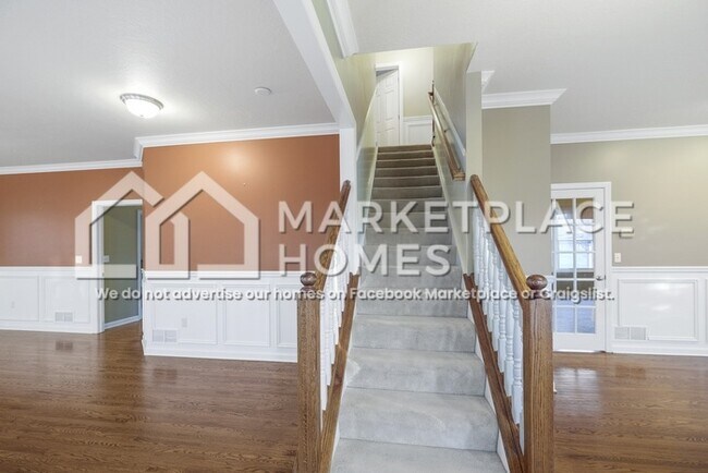 Building Photo - 226 Morning Grove Ln