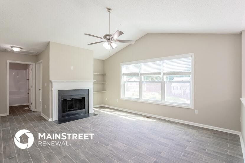 Building Photo - 214 S Red Oak Way