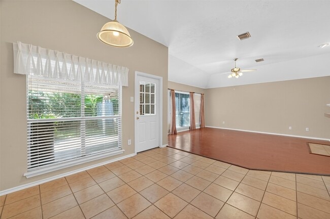 Building Photo - 11714 Peachwood Lake Dr