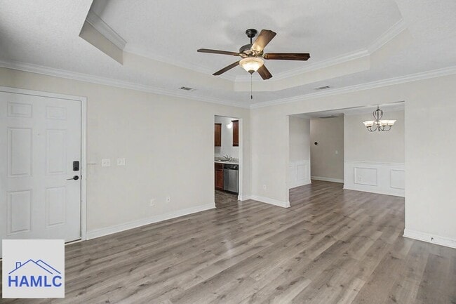 Building Photo - 225 Augusta Way