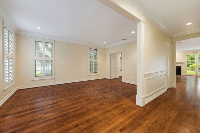 Building Photo - 3216 Rice Boulevard