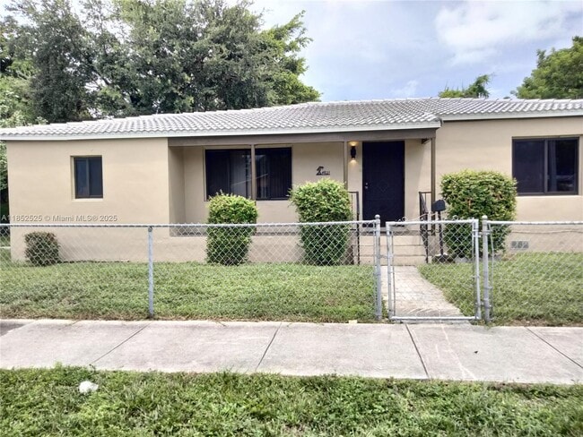 Building Photo - 4821 NW 10th Ave