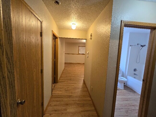 Building Photo - 1113 2nd Ave