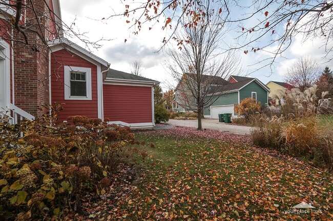 Building Photo - Executive Home In Prairie Crossing