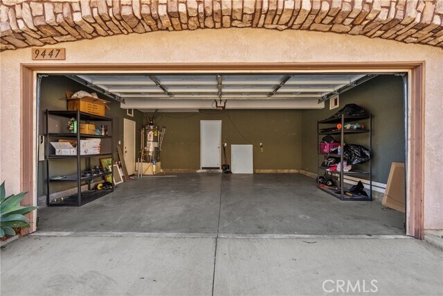 Building Photo - 9447 Hendrix Ln