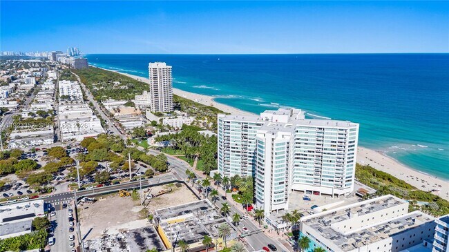 Building Photo - 7135 Collins Ave