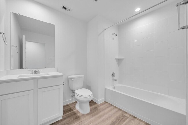 Building Photo - 10316 Penryn Frst Trl