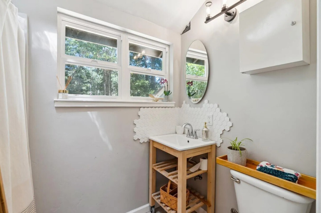 Building Photo - 1155 Fanning Grade