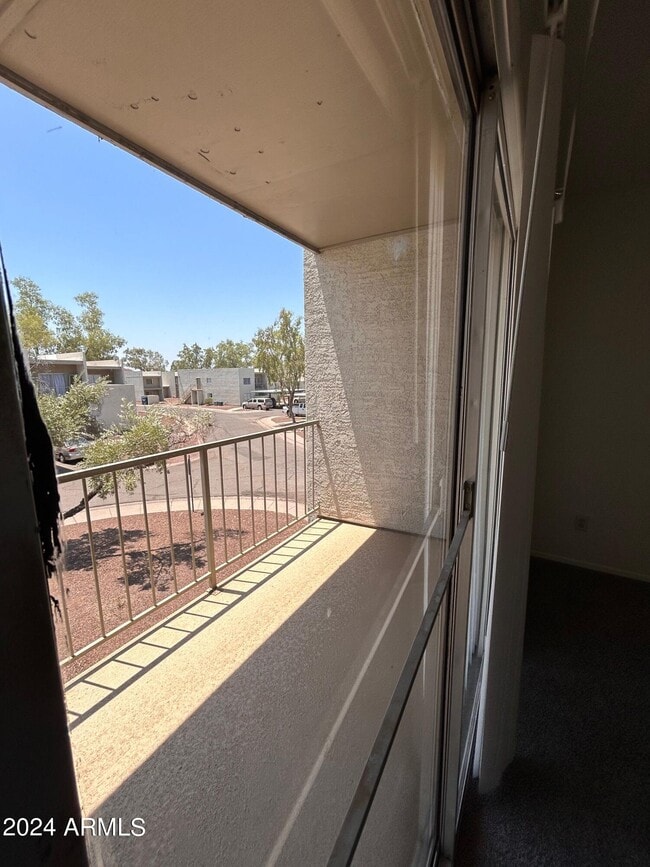 Building Photo - 2832 E Le Marche Ave