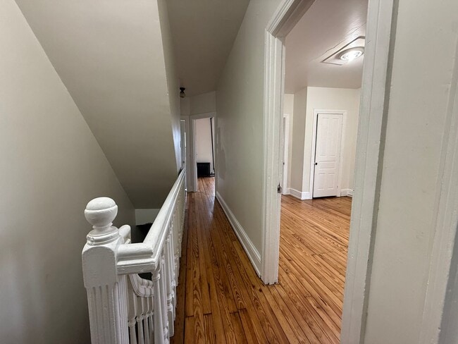 Building Photo - 274 Jefferson Ave