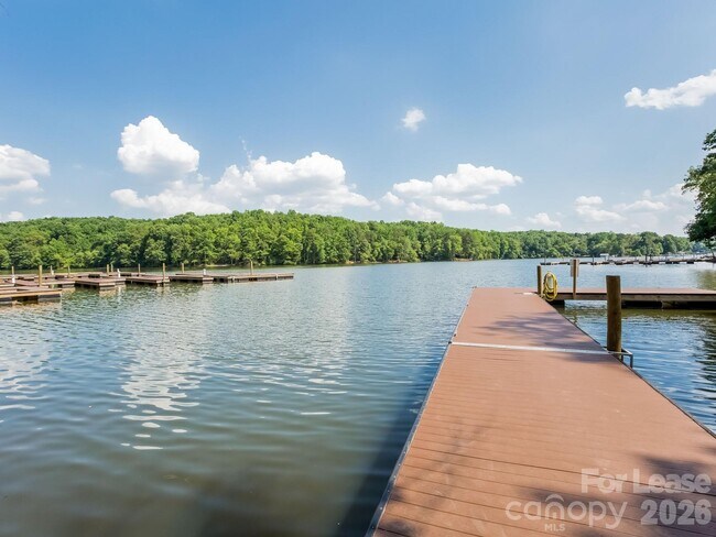 Building Photo - 6135 Snowy Egret Ave