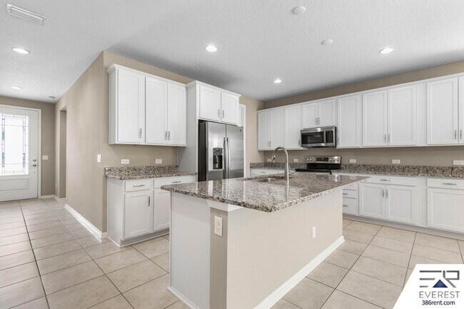 Building Photo - 58 Los Lagos Blvd