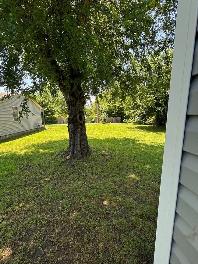 Building Photo - Cute 2 bedroom home in Norman