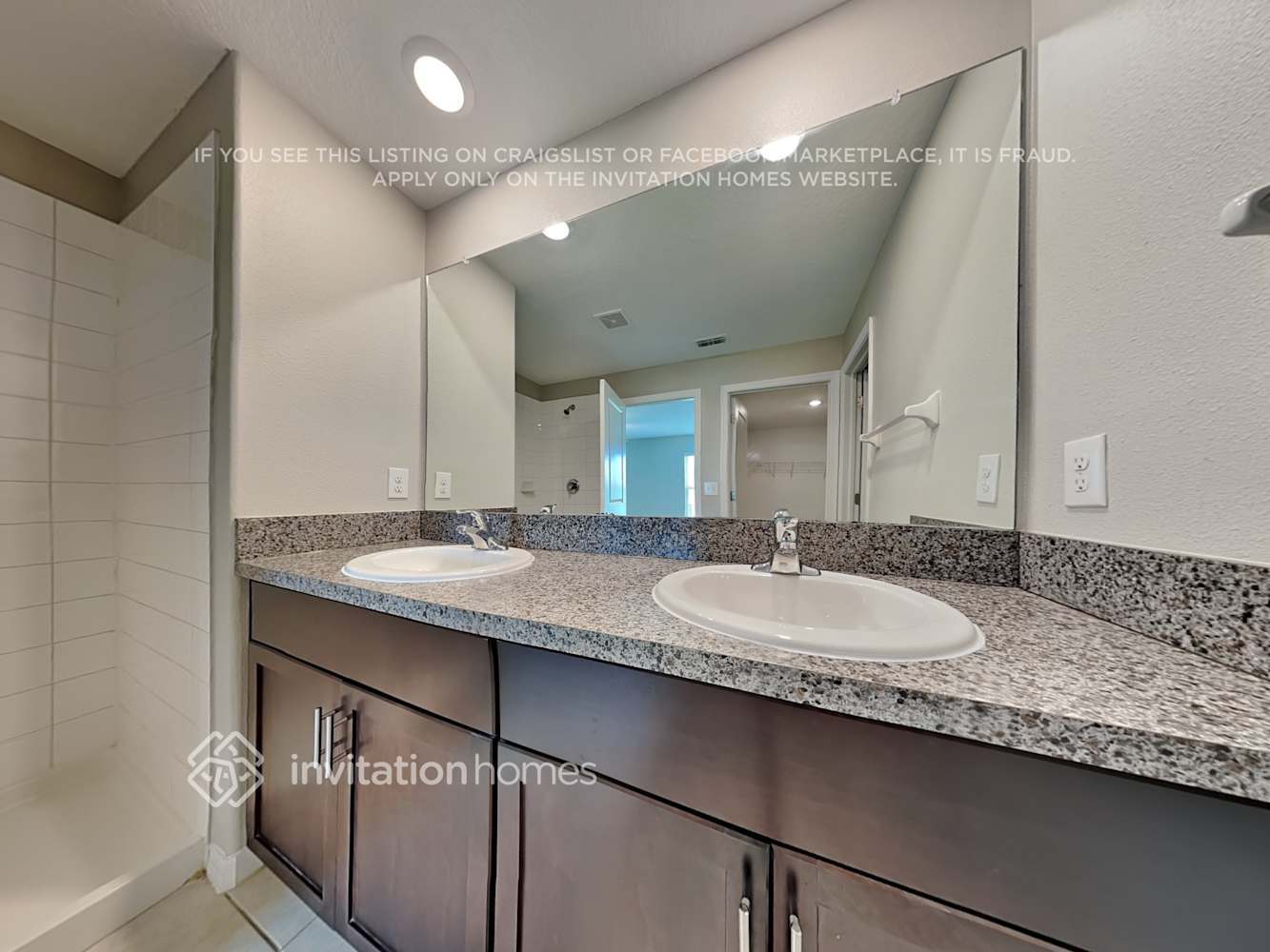 Building Photo - 1561 Blue Rose Dr