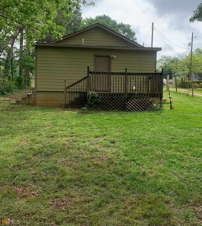 Building Photo - 607 Circus St