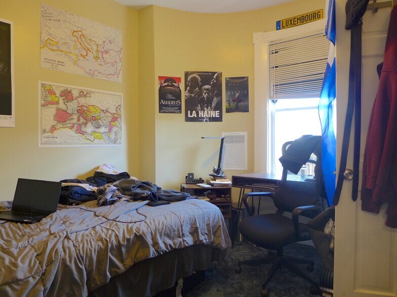 Building Photo - 8 Worthington St