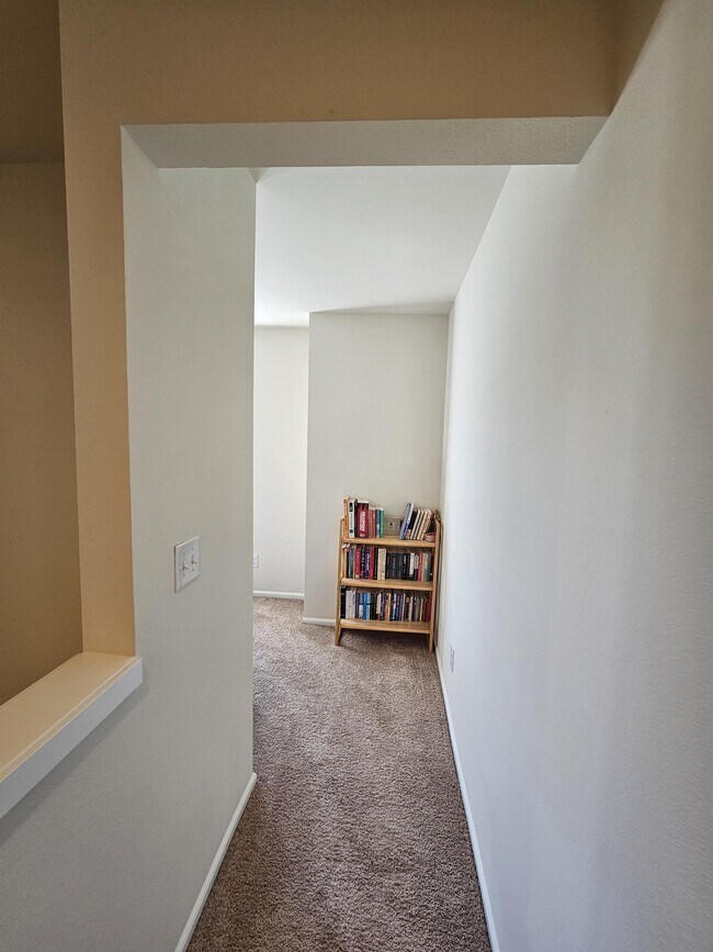 Building Photo - 2417 Fiddleback St NE