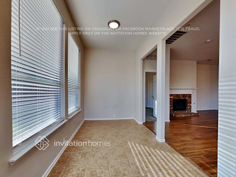 Building Photo - 7063 Alcala