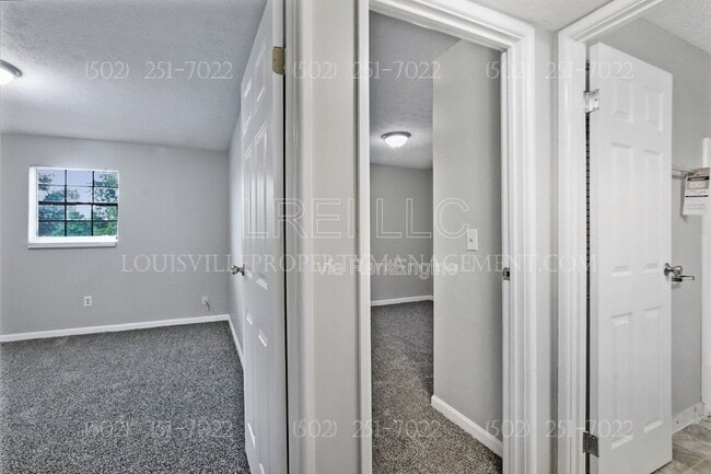 Building Photo - 3105 Fordhaven Rd
