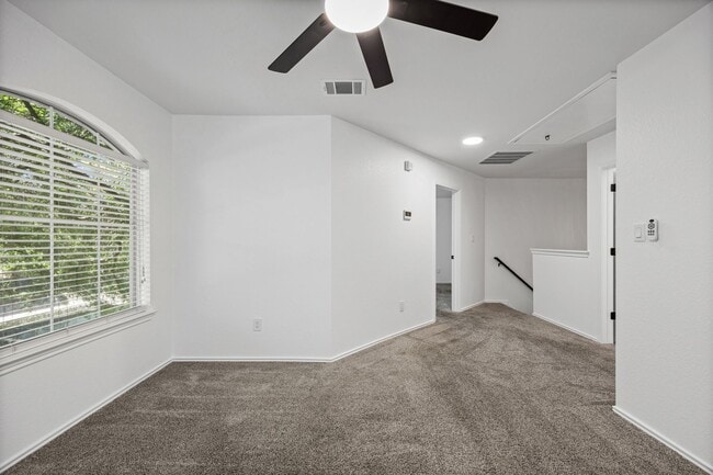 Building Photo - 4501 Whispering Valley Dr