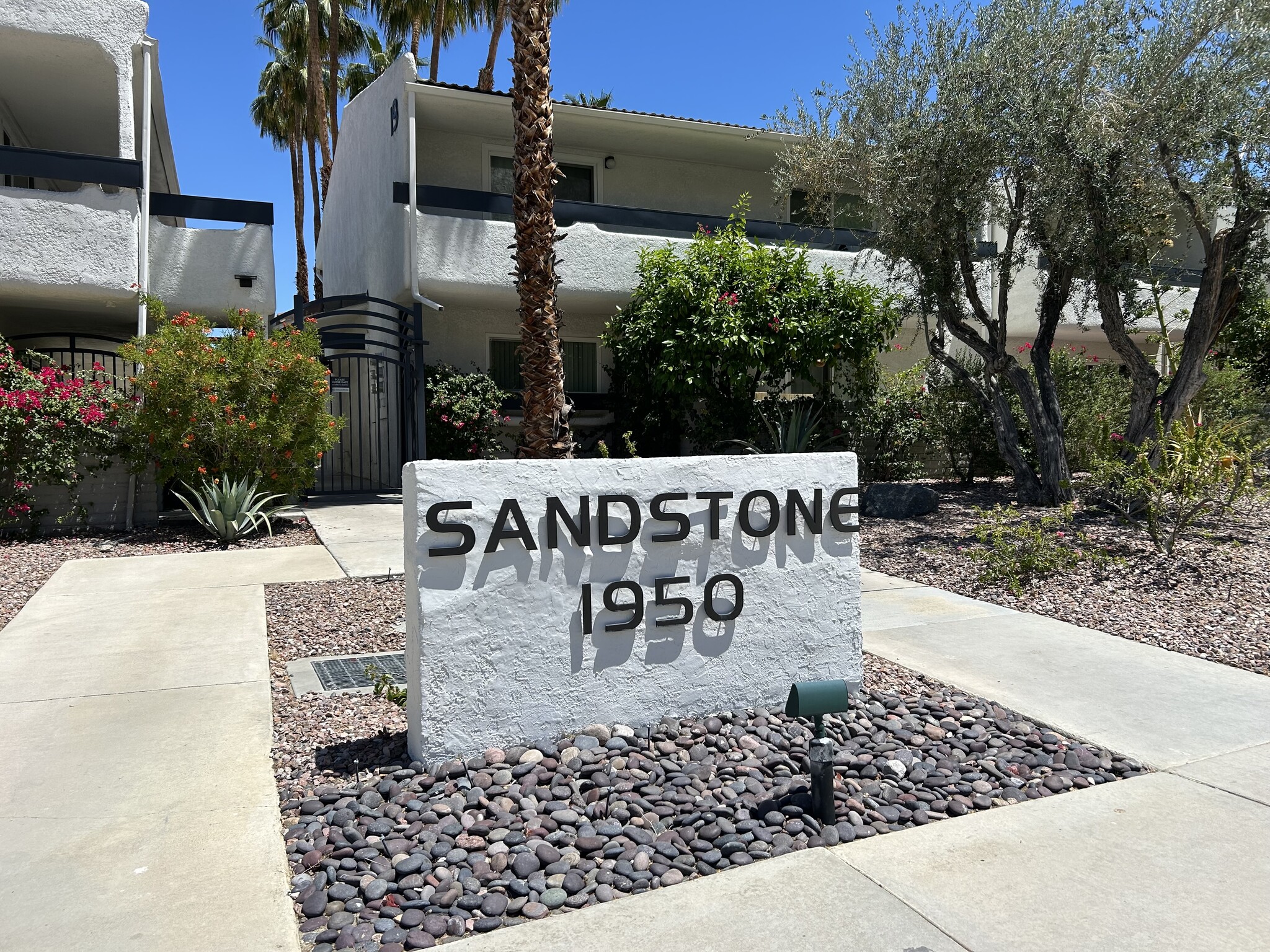 Sandstone VIllas Entrance - 1950 S Palm Canyon Dr