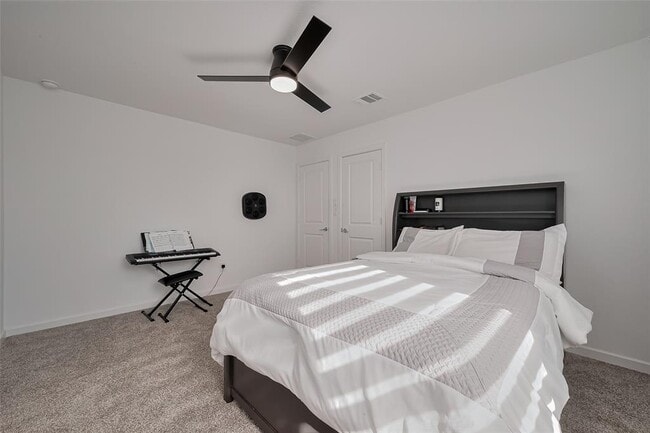 Building Photo - 21611 Shadowbrook Birch Dr