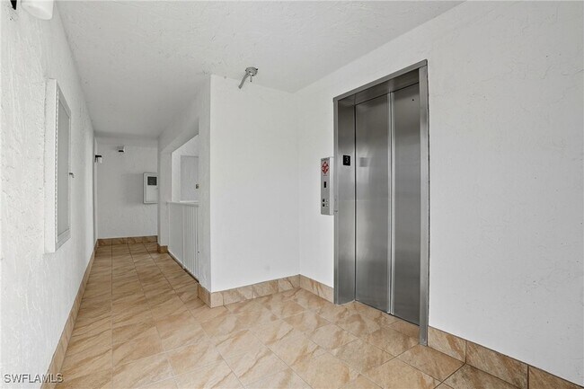 Building Photo - 25900 Hickory Blvd