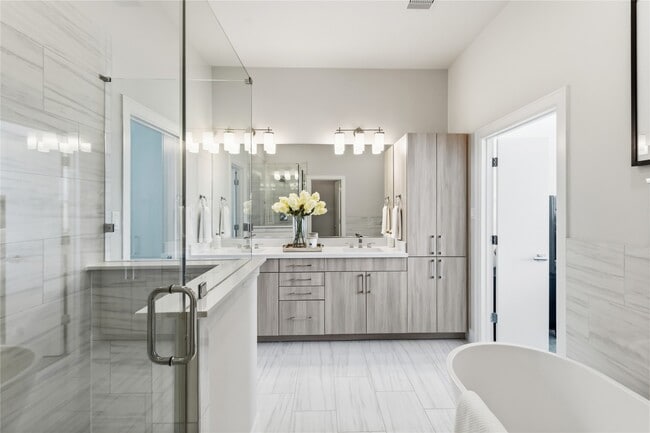 Building Photo - 1509 Elgin St