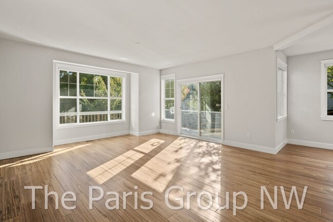 Building Photo - Marvelous Madison Valley Home * Central A/...