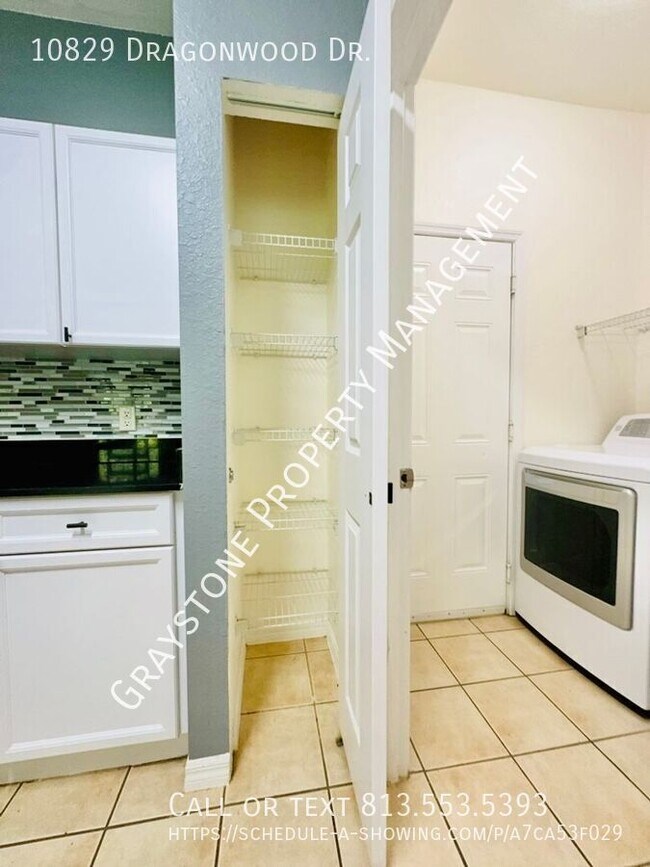 Building Photo - 10829 Dragonwood Dr