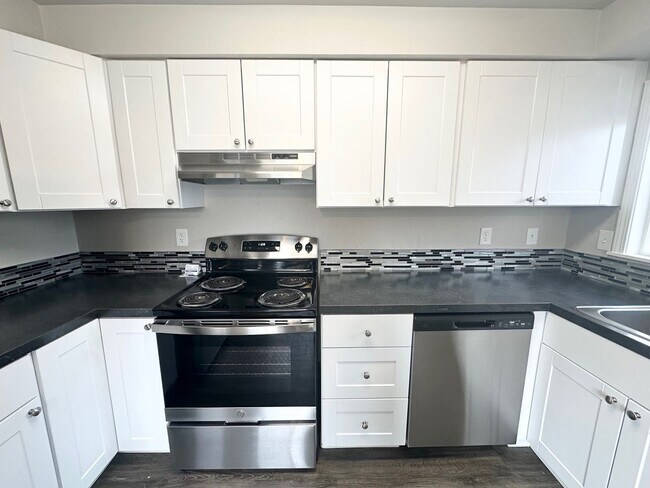 Building Photo - 211 N Indiana Ave